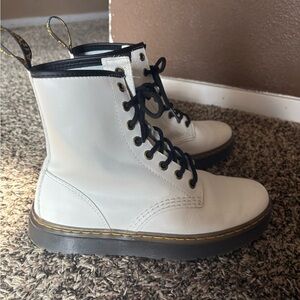 Dr Martens boots size 6
